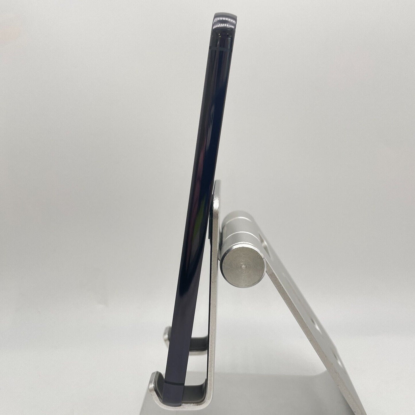 Samsung Galaxy S23 128GB Phantom Black Unlocked Excellent Condition